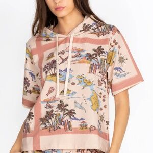 NWT Johnny Was Surfer Short Sleeve Pullover Hoodie Size Small Light Pink
